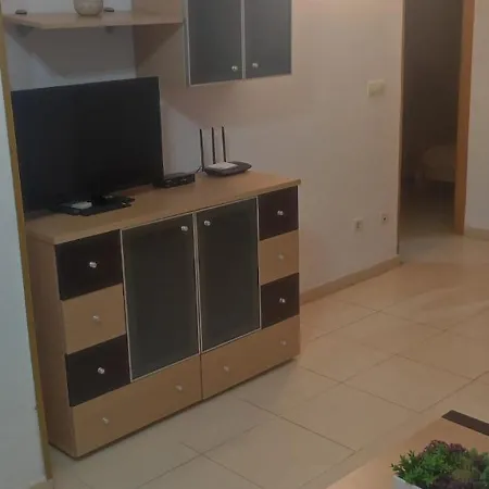 Cala Blanca On The Апартаменты *